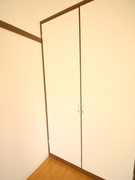 物件内観写真10　(収納)