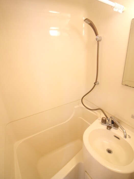 物件内観写真11　(バス／シャワールーム等)