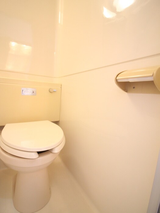 物件内観写真12　(トイレ)