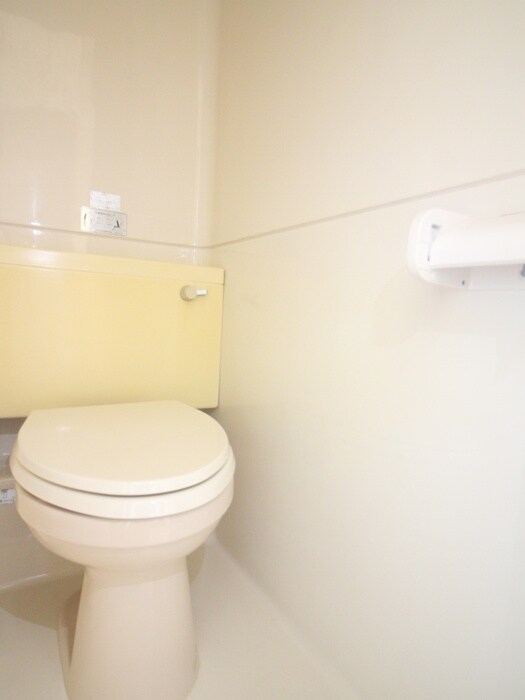 物件内観写真12　(トイレ)