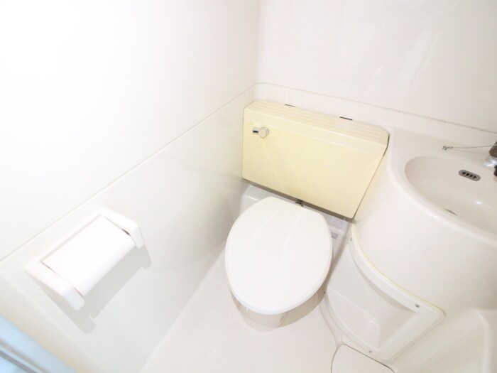 物件内観写真12　(トイレ)