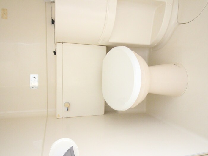 物件内観写真12　(トイレ)