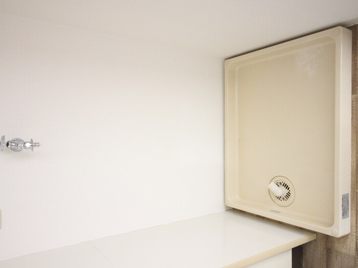 物件内観写真14　(洗濯機置場)