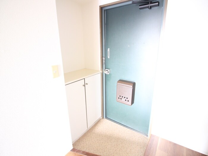 物件内観写真21　(玄関)