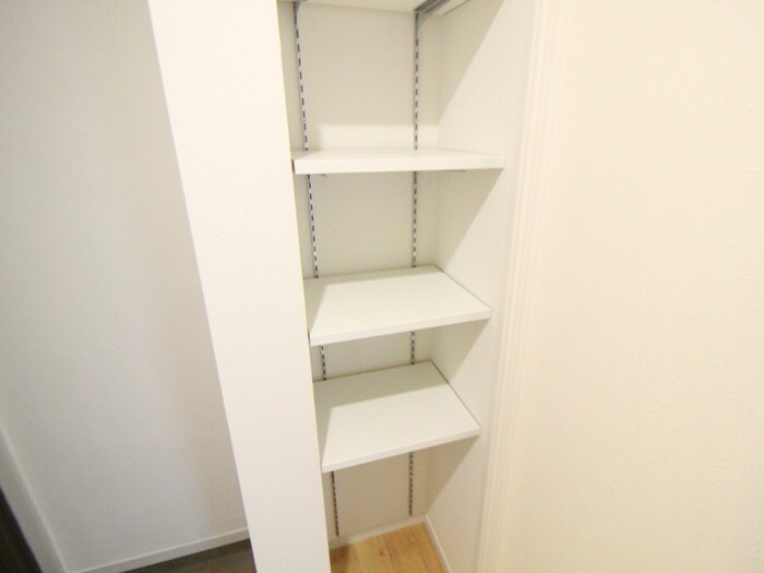 物件内観写真16　(靴箱)