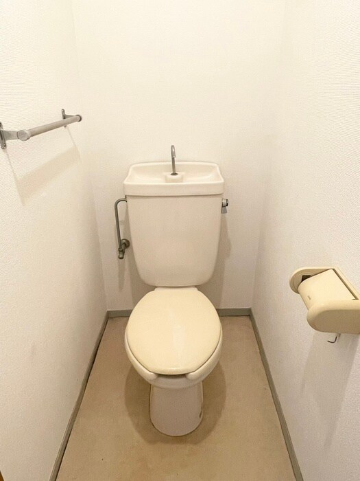 物件内観写真14　(トイレ)