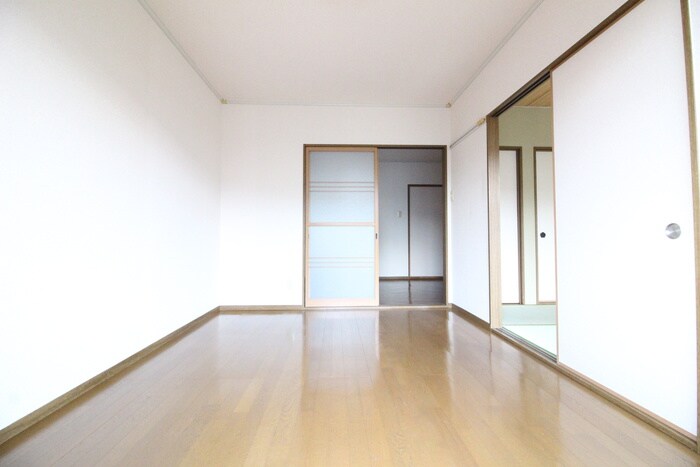 物件内観写真7　(居室)