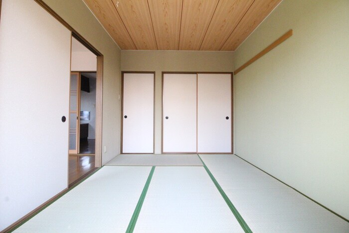 物件内観写真14　(居室)