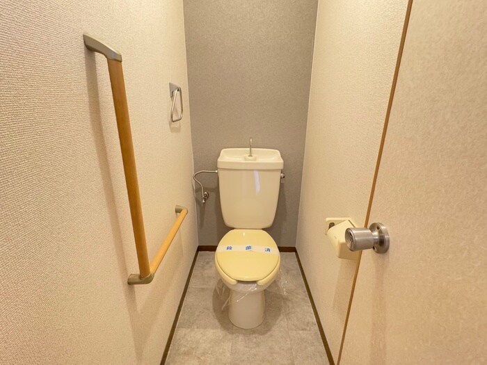 物件内観写真11　(トイレ)