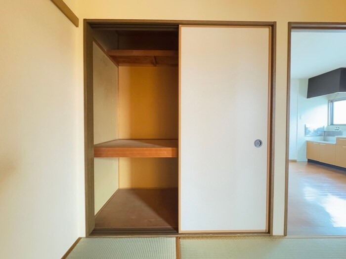 物件内観写真13　(収納)