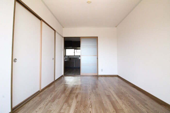 物件内観写真13　(居室)