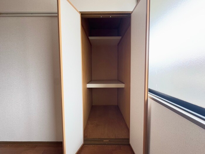 物件内観写真20　(収納)