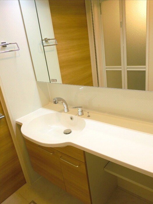 物件内観写真8　(洗面)