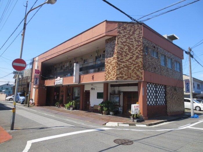 丸清苑の物件外観写真