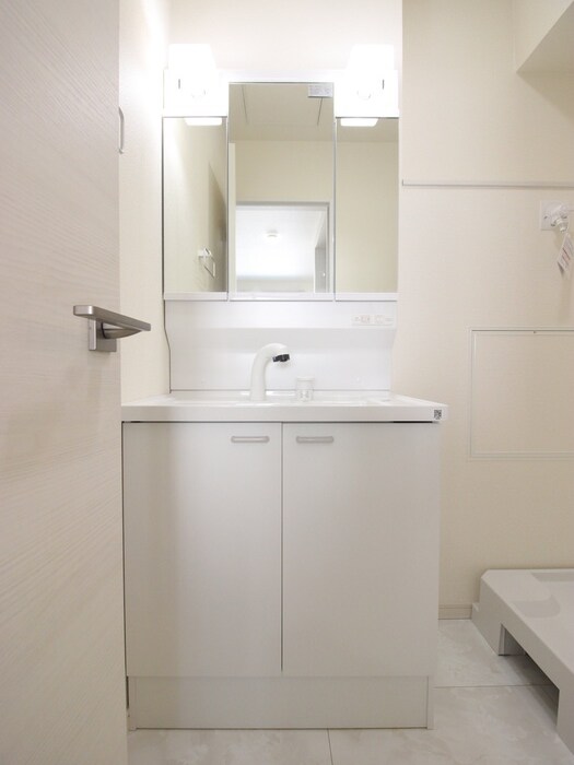 物件内観写真9　(洗面)