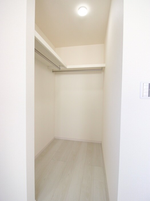 物件内観写真13　(収納)
