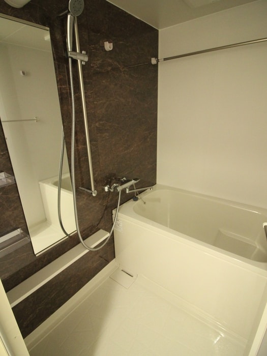 物件内観写真12　(バス／シャワールーム等)