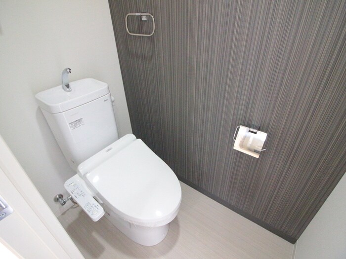 物件内観写真14　(トイレ)