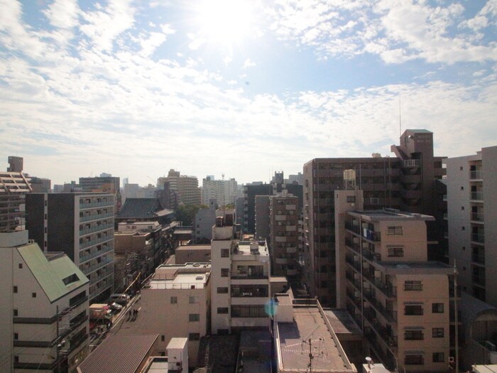 物件内観写真19　(室内からの展望)