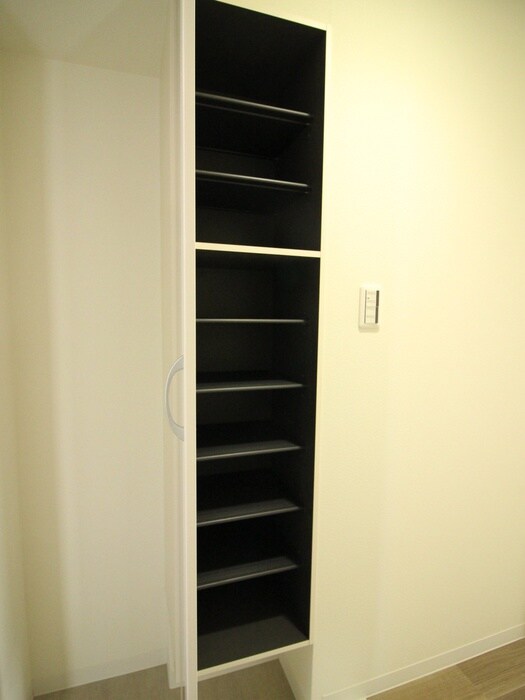 物件内観写真21　(靴箱)