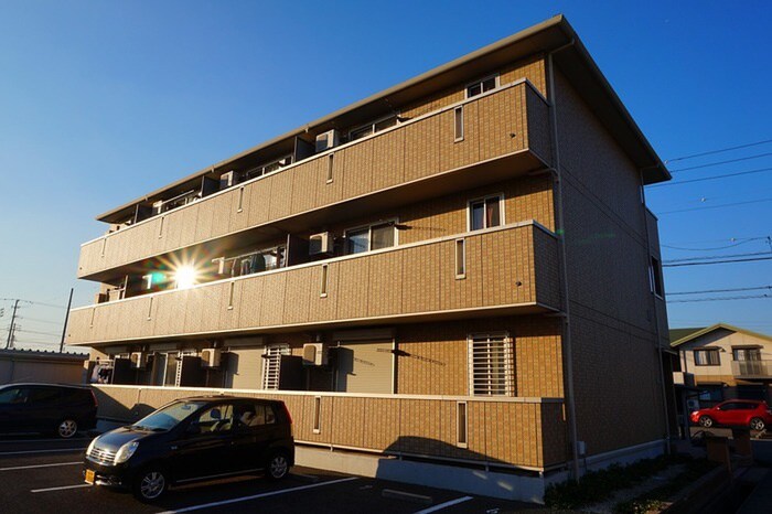 物件外観写真4　(外観写真)