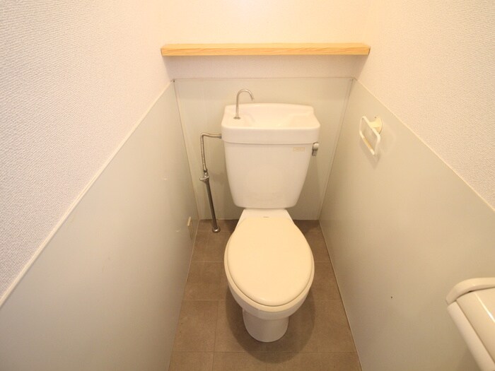 物件内観写真13　(トイレ)