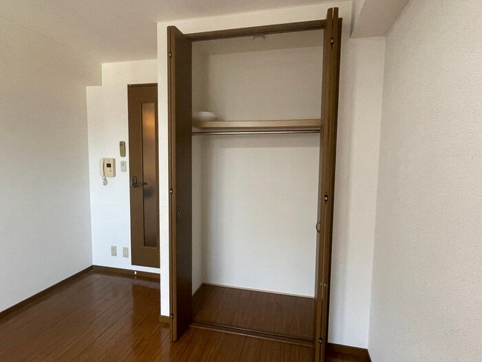 物件内観写真9　(収納)
