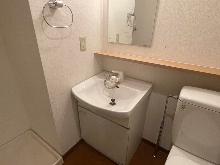 物件内観写真11　(洗面)