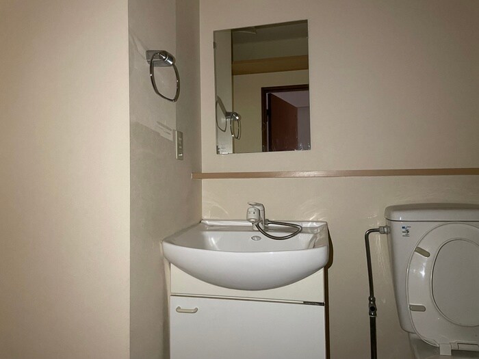 物件内観写真12　(洗面)