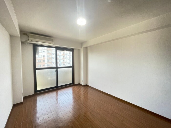 物件内観写真19　(居室)