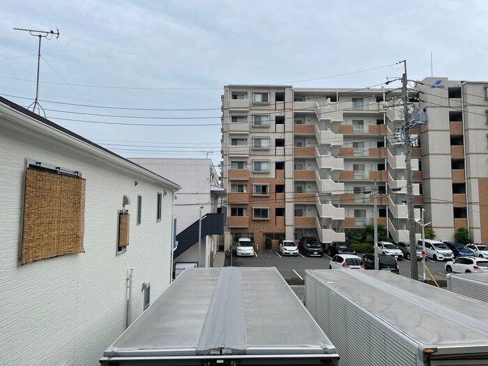 物件内観写真22　(室内からの展望)