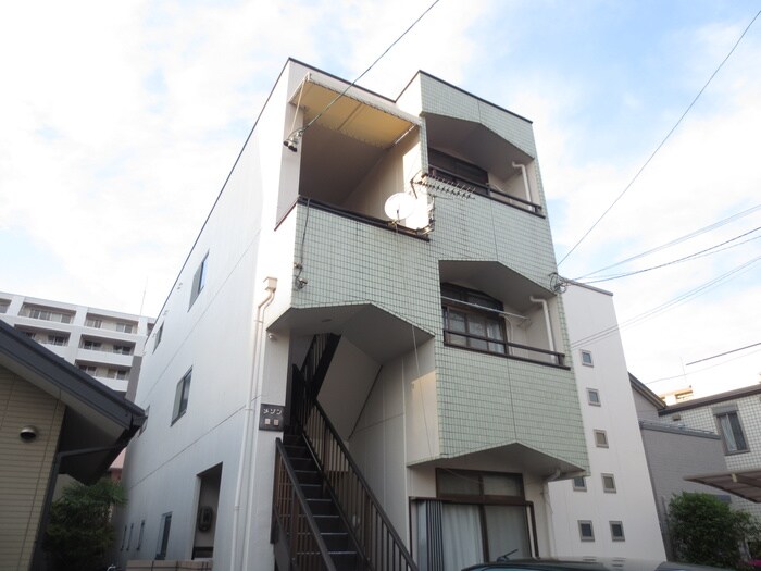 メゾントヨダの物件外観写真