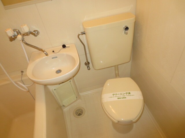 物件内観写真11　(トイレ)