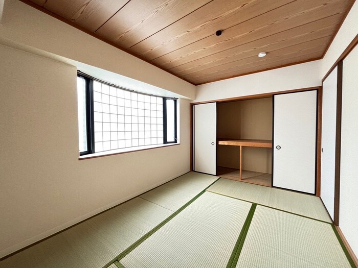 物件内観写真8　(居室)