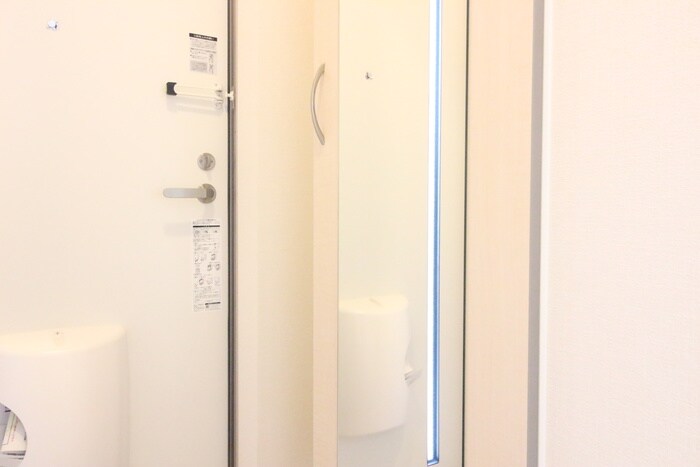 物件内観写真4　(収納)