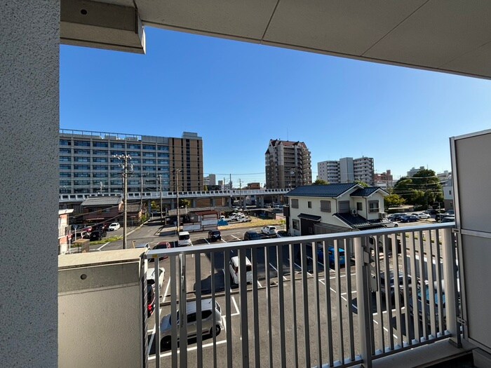 物件内観写真20　(室内からの展望)