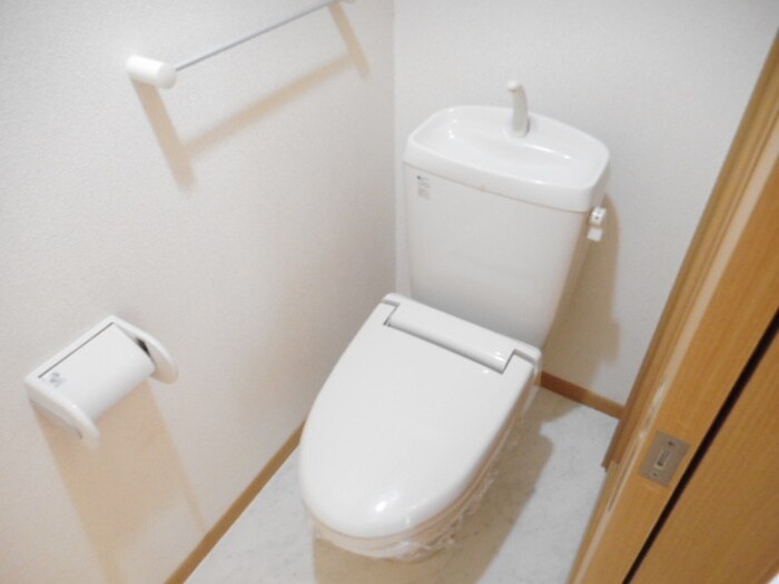 物件内観写真10　(トイレ)