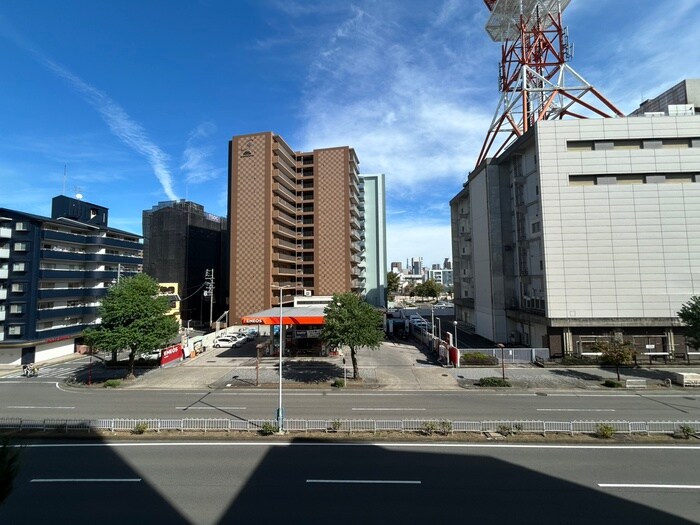 物件内観写真22　(室内からの展望)