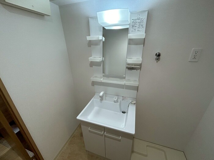 物件内観写真10　(洗面)