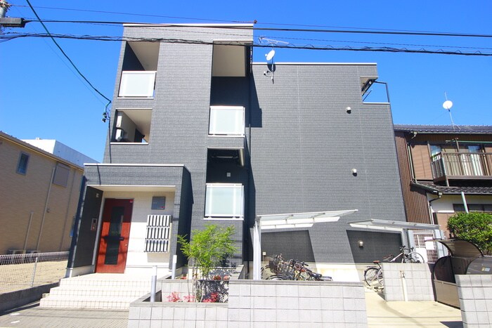 物件外観写真1　(外観写真)