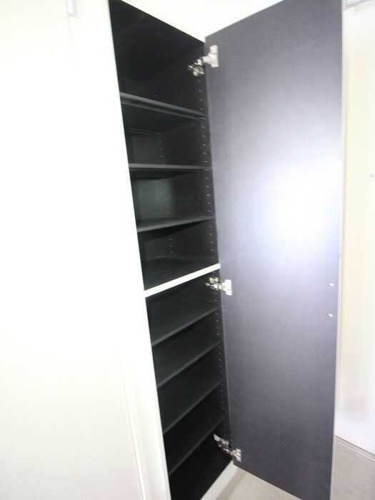 物件内観写真16　(靴箱)