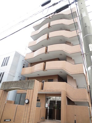 ラメ－ル植田外観写真