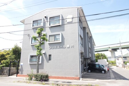 ﾌﾟﾘﾐｴｰﾙ　勝川外観写真