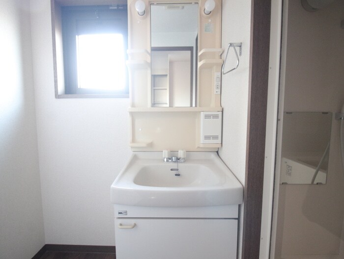 物件内観写真14　(洗面)