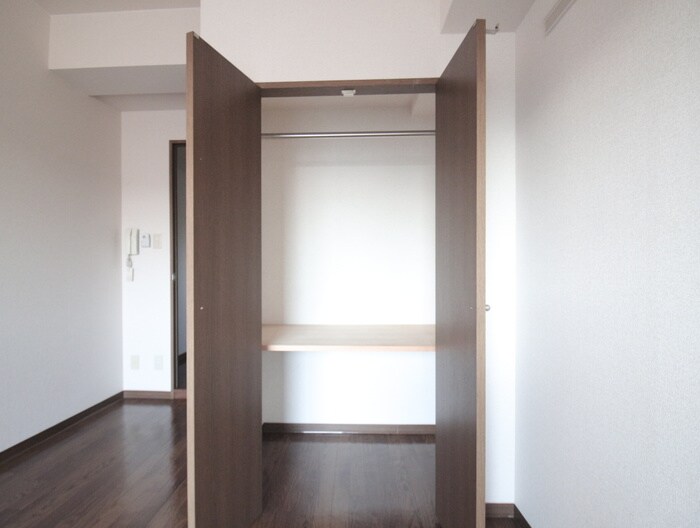 物件内観写真15　(収納)