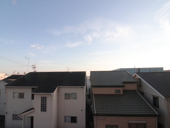 物件内観写真19　(室内からの展望)