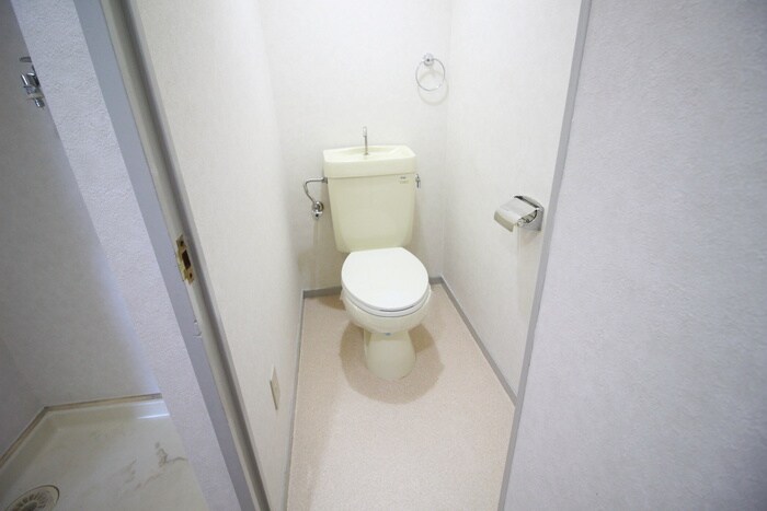 物件内観写真10　(トイレ)