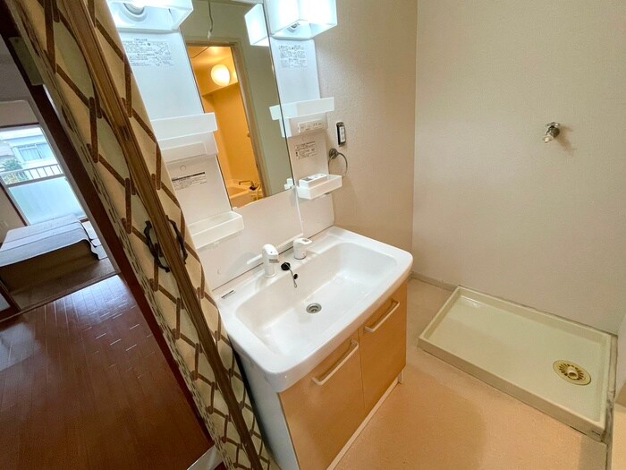 物件内観写真13　(洗面)