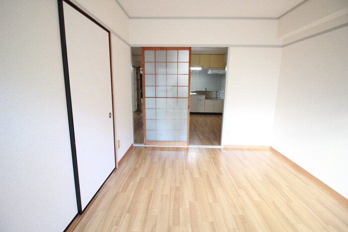 物件内観写真17　(居室)