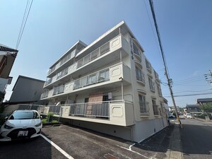 ベルシティ板倉（３０１）外観写真